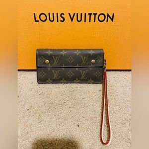 Louis Vuitton Accordion #th0045